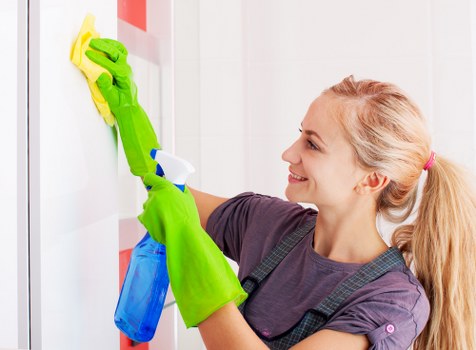 Professional mattress cleaning in Cranham with a fresh bedroom setting